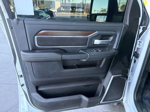 Used 2024 RAM 2500 Laramie w/ Safety Group AWD/4WD image 8
