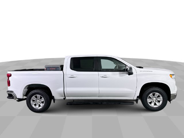 Used 2023 Chevrolet Silverado 1500 LT AWD/4WD image 9