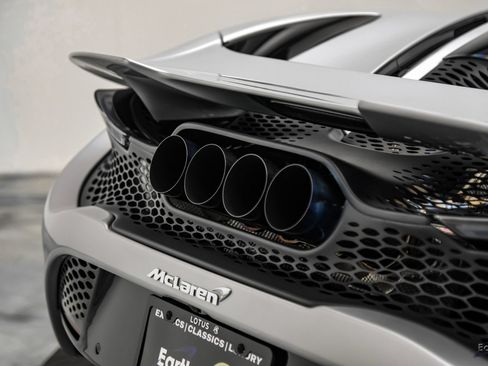 Used 2021 McLaren 765LT RWD image 21