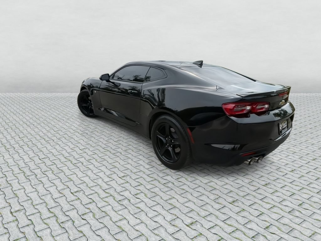 Used 2023 Chevrolet Camaro LT w/ Technology Package RWD image 6