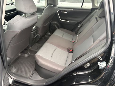 Certified 2025 Toyota RAV4 XLE AWD/4WD image 7