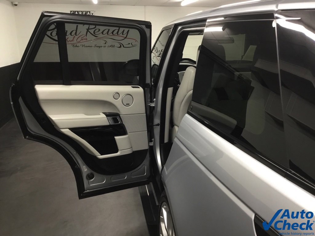 Used 2016 Land Rover Range Rover HSE AWD/4WD image 29