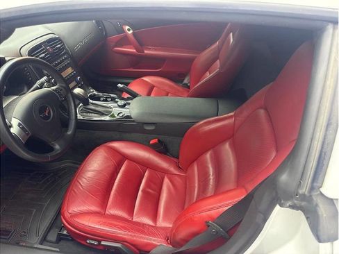Used 2009 Chevrolet Corvette Coupe w/ Preferred Equipment Group RWD image 12