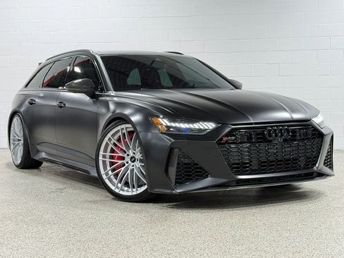 Used 2021 Audi RS 6 w/ Carbon Optic Package AWD/4WD image 4