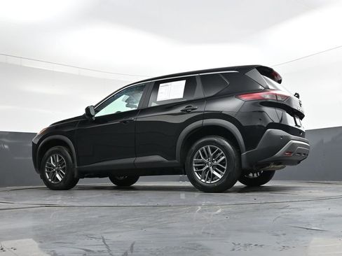 Used 2023 Nissan Rogue S image 37