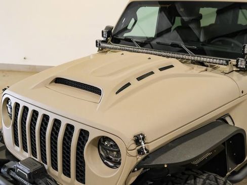 Used 2024 Jeep Wrangler Unlimited Sport AWD/4WD image 8