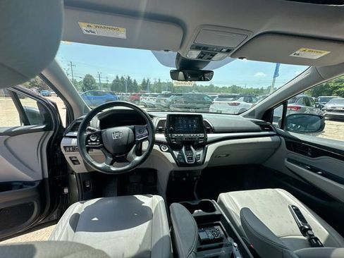 Used 2023 Honda Odyssey Touring image 23