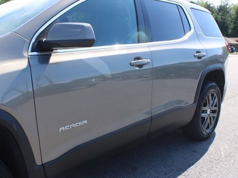 Used 2019 GMC Acadia SLT AWD/4WD image 44