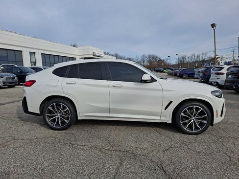 Used 2023 BMW X4 xDrive30i w/ M Sport Package image 7