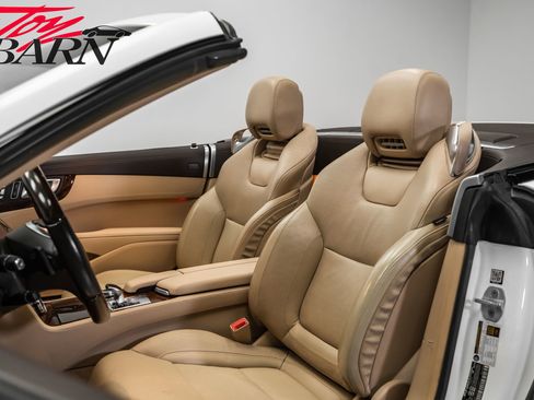 Used 2015 Mercedes-Benz SL 550 image 32