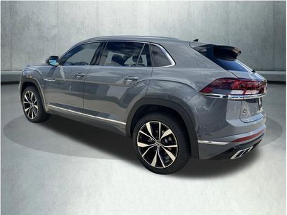 New 2026 Volkswagen Atlas Cross Sport SEL Premium R-Line