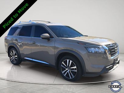 Used 2023 Nissan Pathfinder Platinum w/ Cargo Package