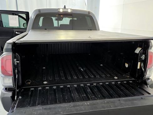 Certified 2023 Toyota Tacoma TRD Sport AWD/4WD image 19