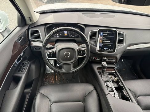 Used 2019 Volvo XC90 T6 Momentum AWD/4WD image 23