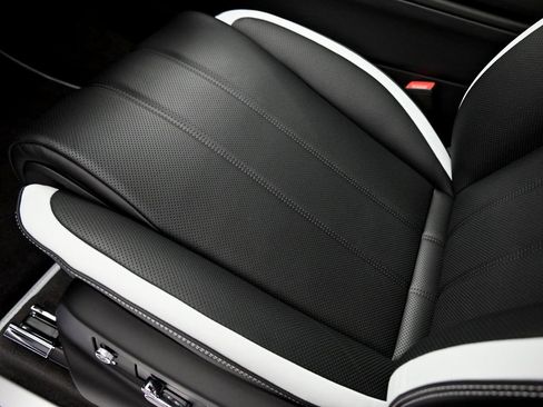 New 2026 Bentley Bentayga Speed image 18