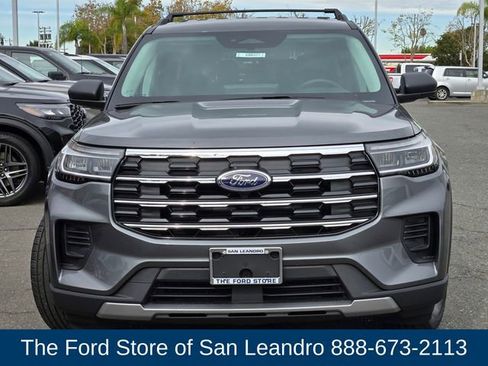 New 2026 Ford Explorer Active image 4