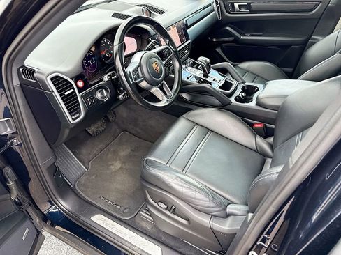 Used 2022 Porsche Cayenne Platinum Edition AWD/4WD image 25