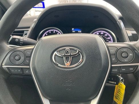 Used 2023 Toyota Camry LE image 18