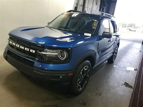 Certified 2024 Ford Bronco Sport Outer Banks AWD/4WD image 3