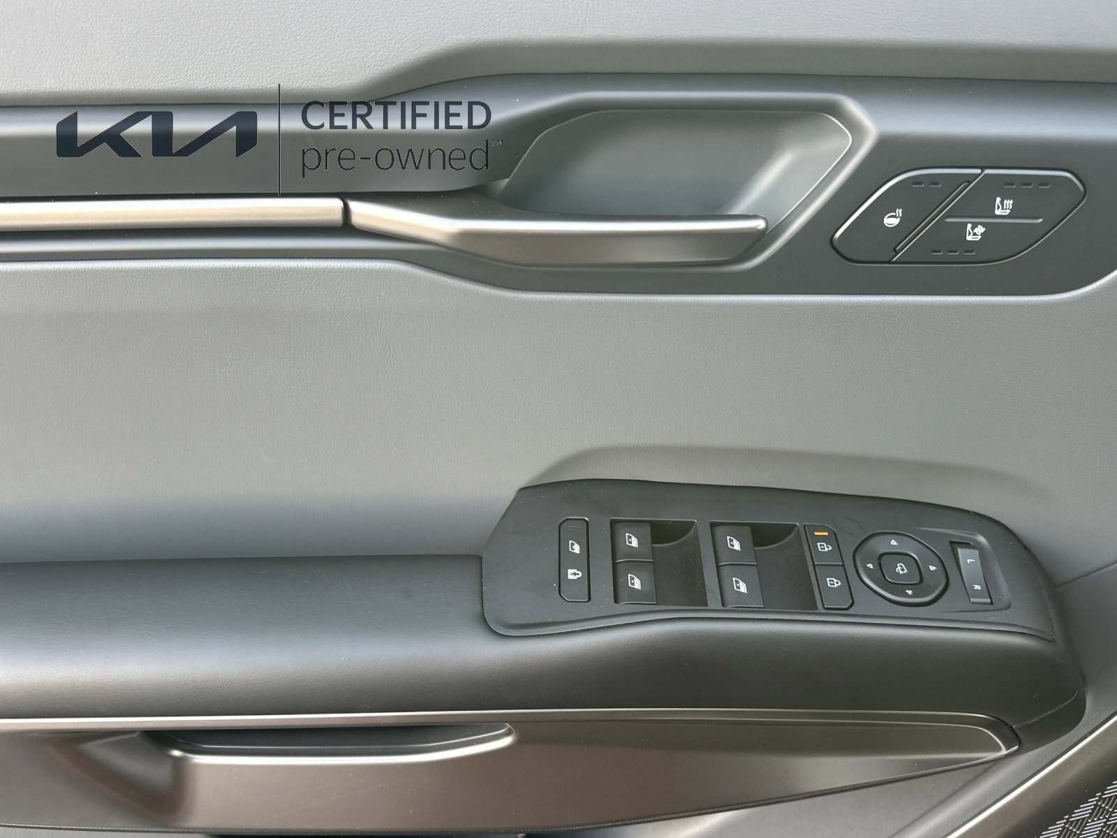 Certified 2024 Kia EV9 Wind AWD/4WD image 12