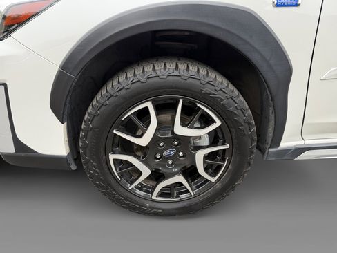 Used 2021 Subaru Crosstrek Hybrid AWD/4WD image 9