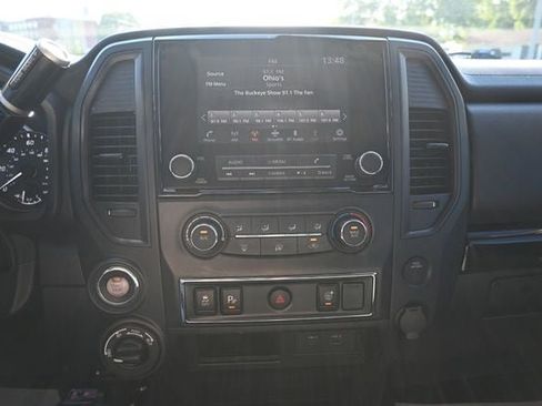 Used 2024 Nissan Titan SV AWD/4WD image 29