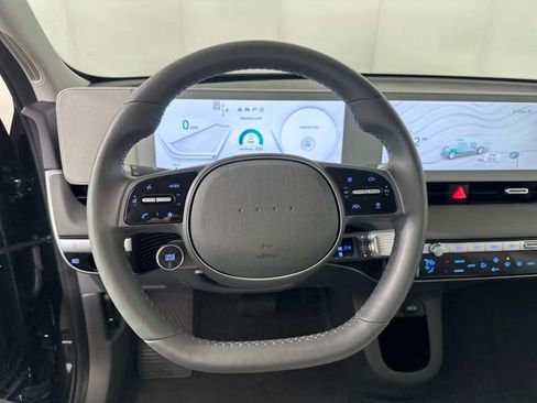 Used 2024 Hyundai Ioniq 5 Limited image 14