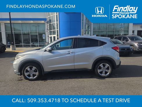 Used 2016 Honda HR-V EX image 2