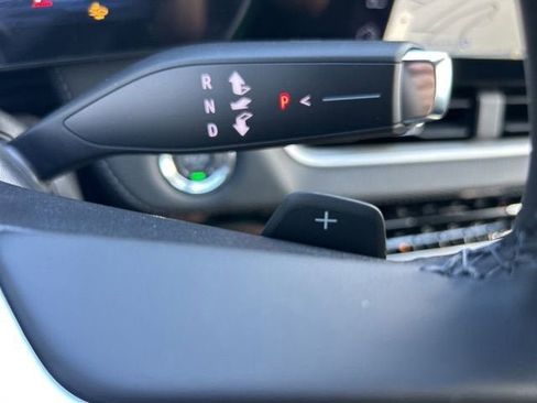 New 2026 Chevrolet Equinox LT w/ Convenience Package II image 19