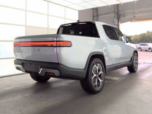 Used 2022 Rivian R1T Adventure AWD/4WD image 11