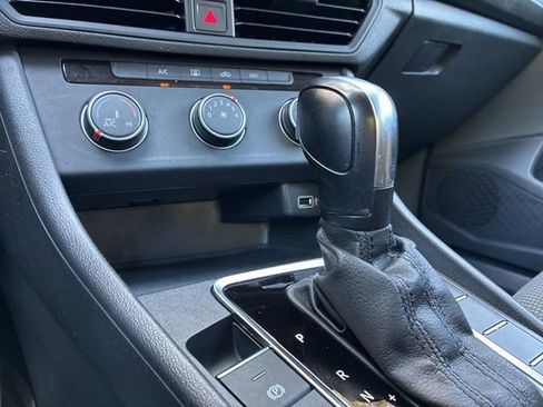 Used 2019 Volkswagen Jetta S w/ Driver Assistance Package image 31