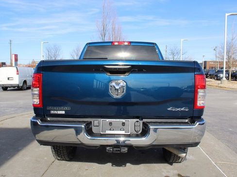 Used 2024 RAM 2500 Big Horn w/ Bed Utility Group image 8