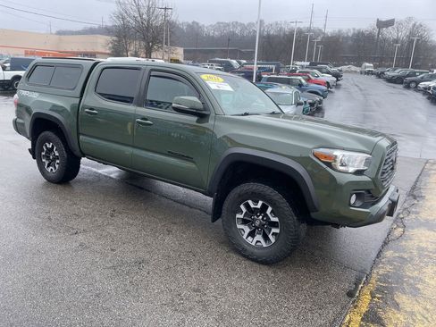 Certified 2021 Toyota Tacoma TRD Off-Road w/ Technology Package image 6