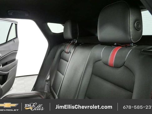 Certified 2026 Chevrolet Trax RS w/ Driver Confidence Package FWD image 17