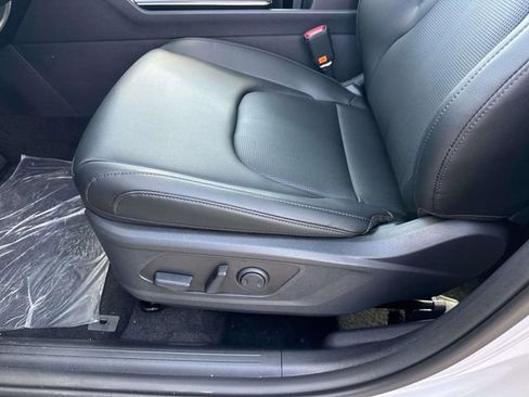 New 2026 Kia Sportage EX w/ EX Panorama Roof Package FWD image 21