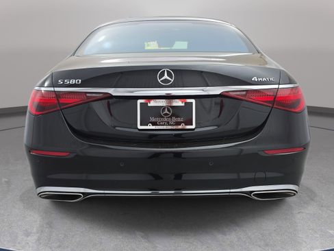 Certified 2022 Mercedes-Benz S 580 4MATIC Sedan image 6
