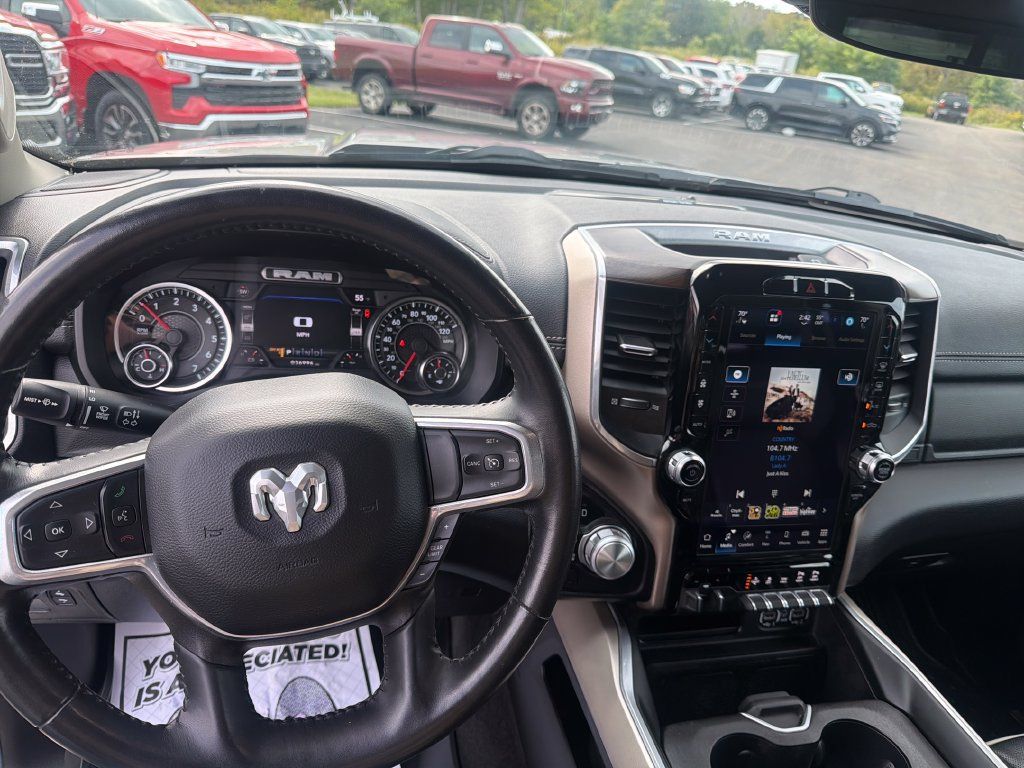 Used 2022 RAM 1500 Laramie AWD/4WD image 24