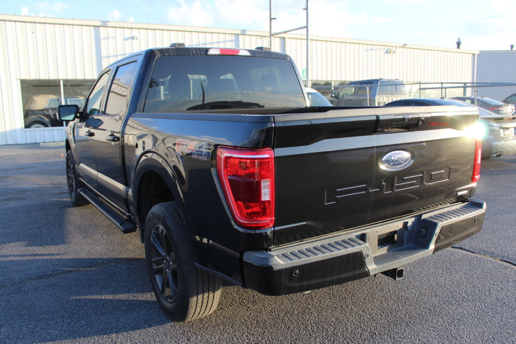 Used 2022 Ford F150 XLT w/ Equipment Group 302A High AWD/4WD image 4