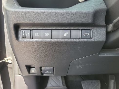 Used 2023 Toyota RAV4 XLE Premium AWD/4WD image 22