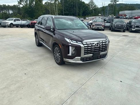 Used 2024 Hyundai Palisade Calligraphy AWD/4WD image 2