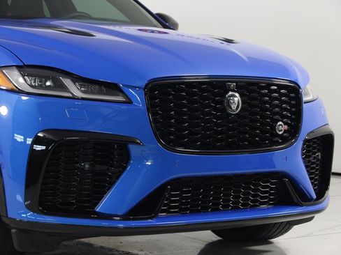 Used 2024 Jaguar F-PACE SVR image 71