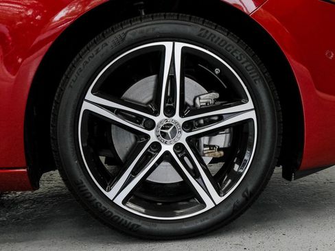 Used 2022 Mercedes-Benz A 220 4MATIC image 10