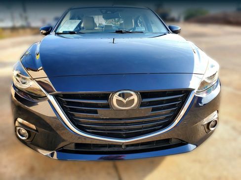 Used 2015 MAZDA MAZDA3 s Grand Touring w/ Technology Package FWD image 25