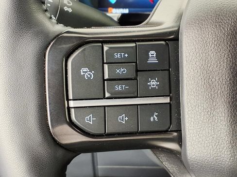 Used 2025 Ford F150 Platinum w/ FX4 Off-Road Package AWD/4WD image 16