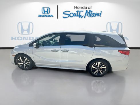 Used 2024 Honda Odyssey Touring image 4