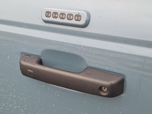 Used 2023 Ford Bronco Everglades image 18