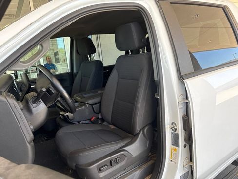 Used 2021 Chevrolet Silverado 2500 LT w/ Convenience Package AWD/4WD image 2