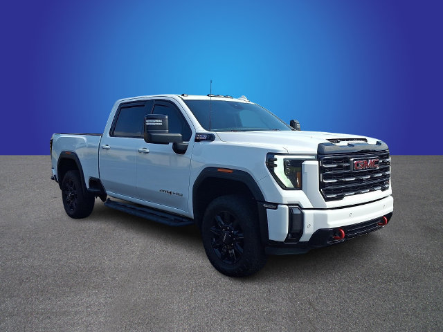 Used 2024 GMC Sierra 2500 AT4 w/ AT4 Premium Plus Package AWD/4WD image 3