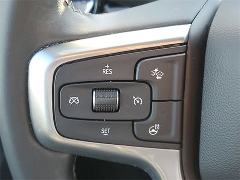 Used 2025 Chevrolet Silverado 2500 LT image 24