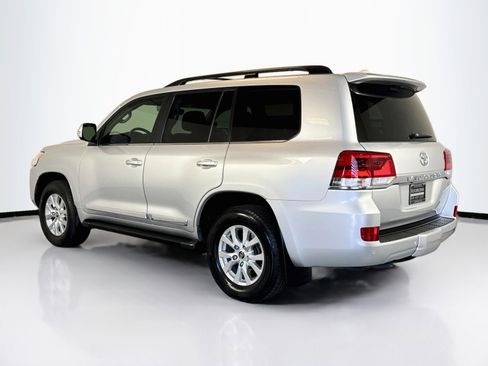 Used 2019 Toyota Land Cruiser w/ Carpet Mat Package AWD/4WD image 3